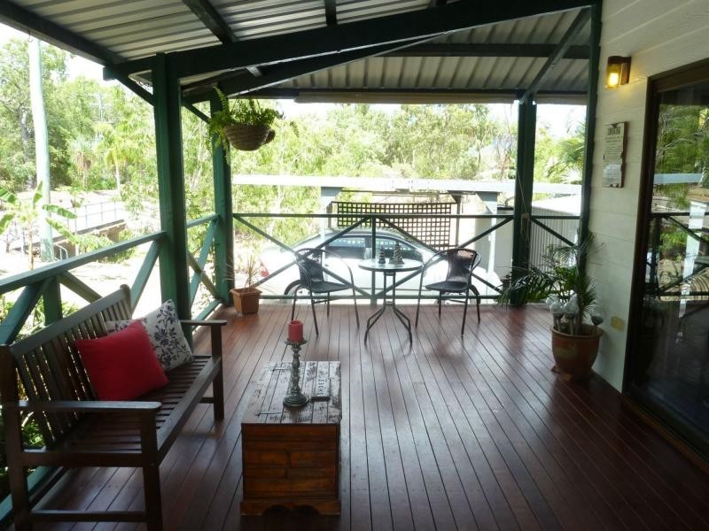 59 Apjohn Street, Horseshoe Bay, Magnetic Island QLD 4819
