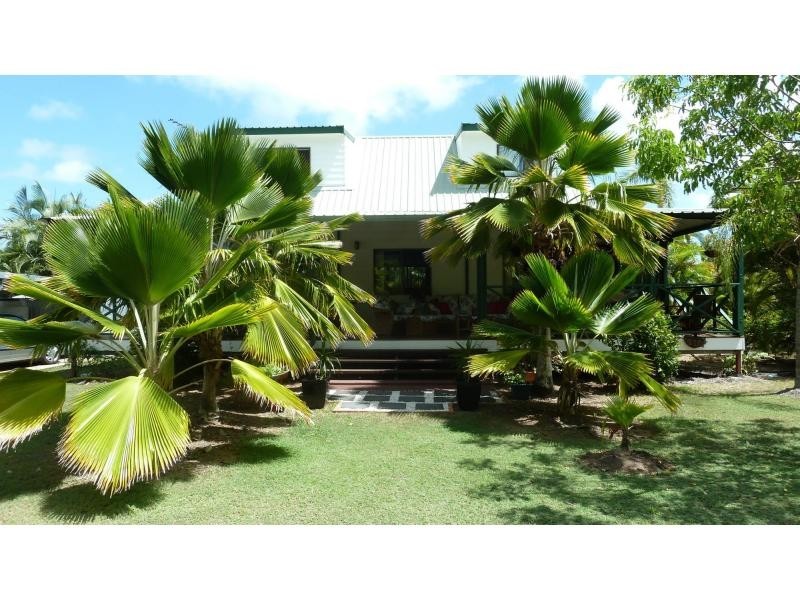 59 Apjohn Street, Horseshoe Bay, Magnetic Island QLD 4819