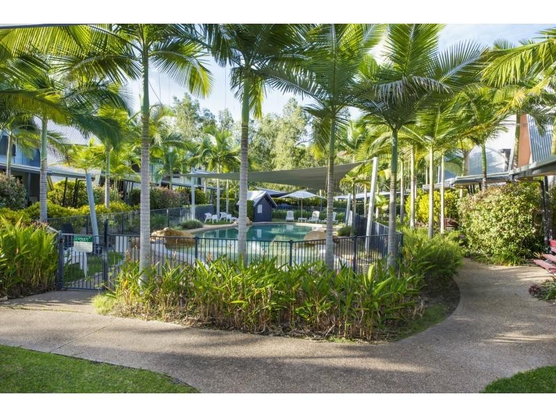 3/42 Yates Street, Nelly Bay, Magnetic Island QLD 4819