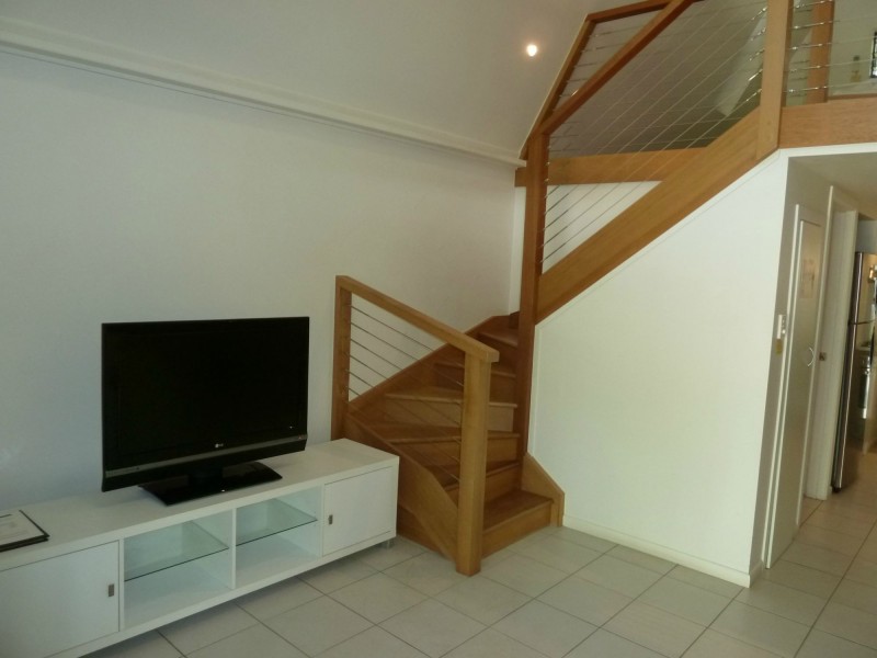 11/42 Yates Street, Nelly Bay QLD 4819