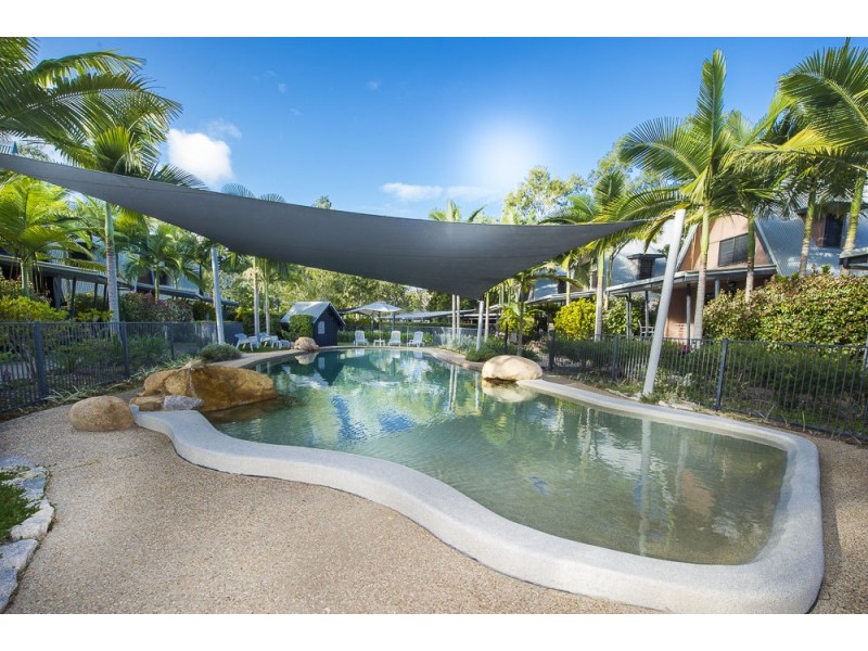 11/42 Yates Street, Nelly Bay QLD 4819