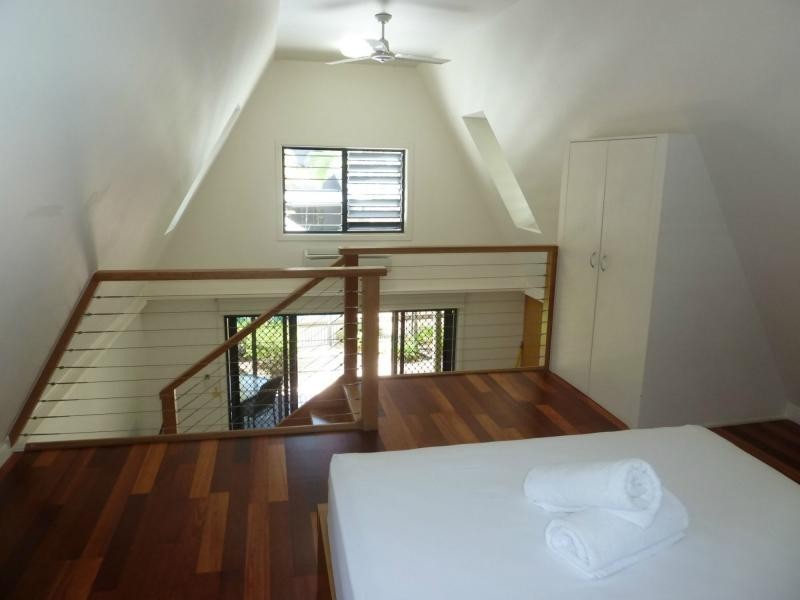 4/42 Yates Street, Nelly Bay, Magnetic Island QLD 4819