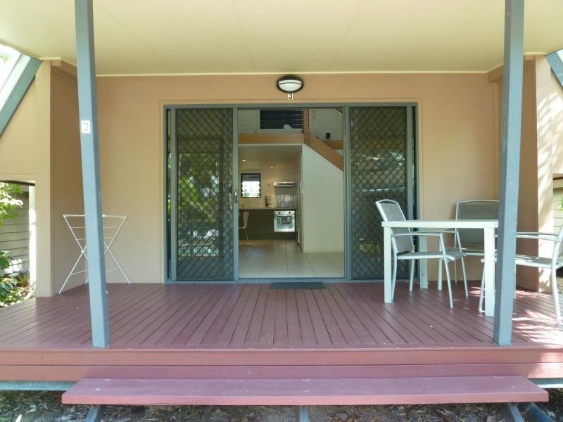 4/42 Yates Street, Nelly Bay, Magnetic Island QLD 4819