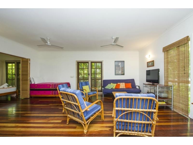 47 Yates Street, Nelly Bay QLD 4819