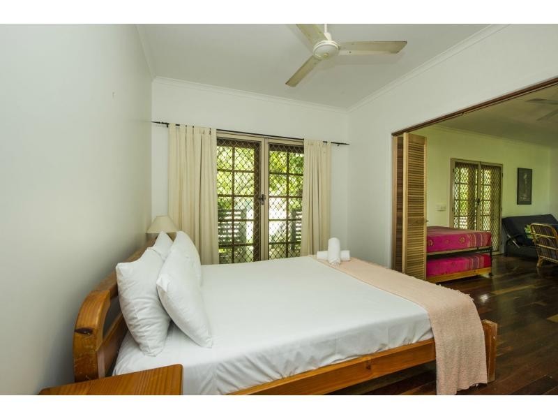 47 Yates Street, Nelly Bay QLD 4819