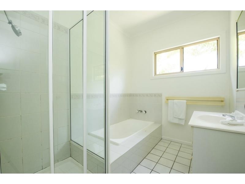 47 Yates Street, Nelly Bay QLD 4819