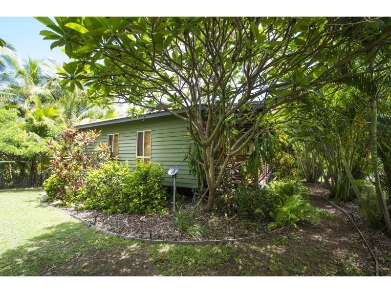 47 Yates Street, Nelly Bay QLD 4819