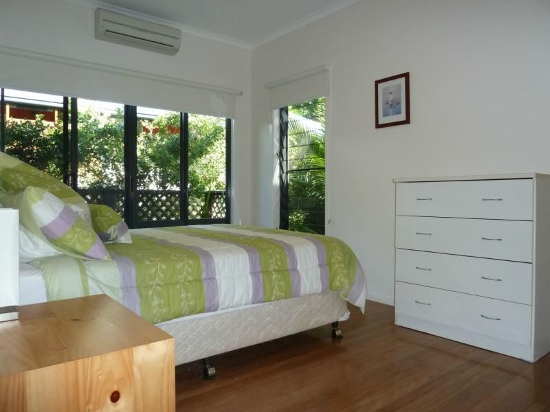 20 Yates Street, Magnetic Island QLD 4819