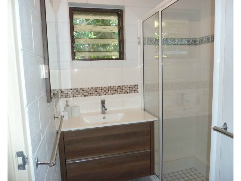 1/19 Mandalay Avenue, Nelly Bay QLD 4819