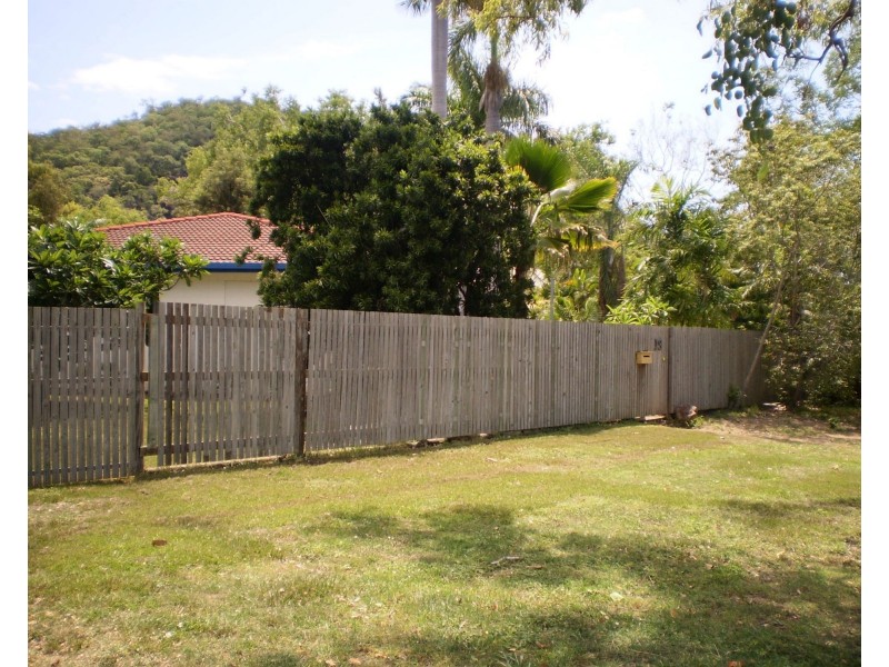 1/19 Mandalay Avenue, Nelly Bay QLD 4819