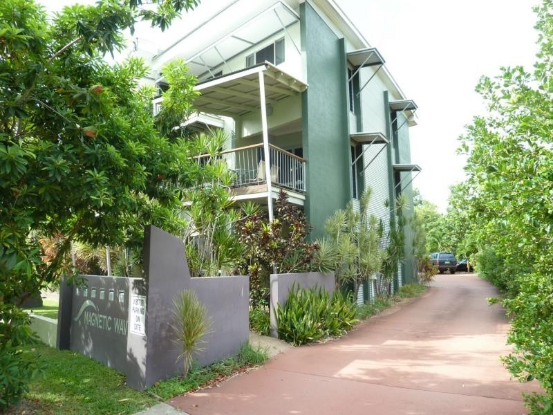 6/34 Warboys Street, Nelly Bay QLD 4819