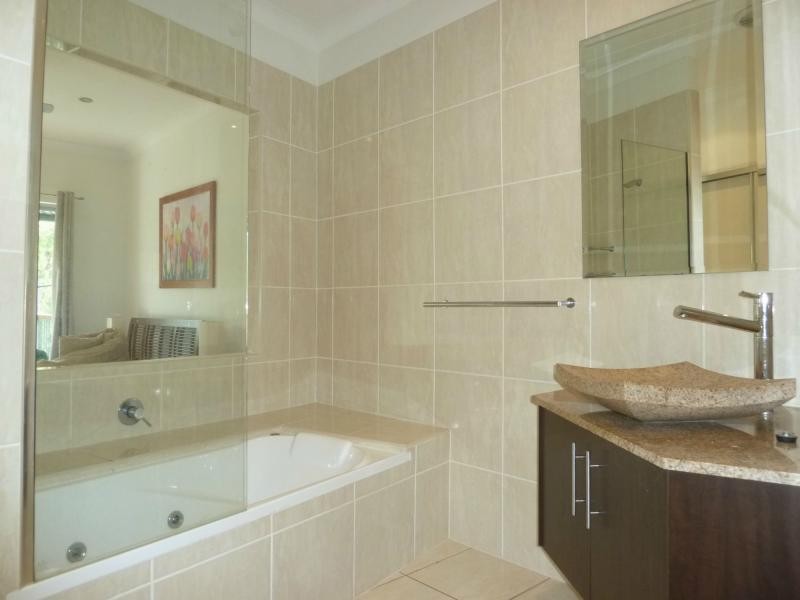 6/34 Warboys Street, Nelly Bay QLD 4819