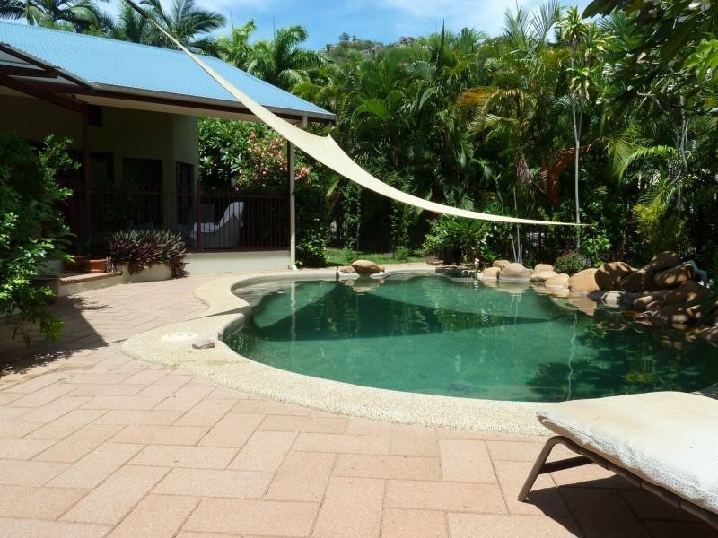 18 Nerita Crescent, Nelly Bay, Magnetic Island QLD 4819
