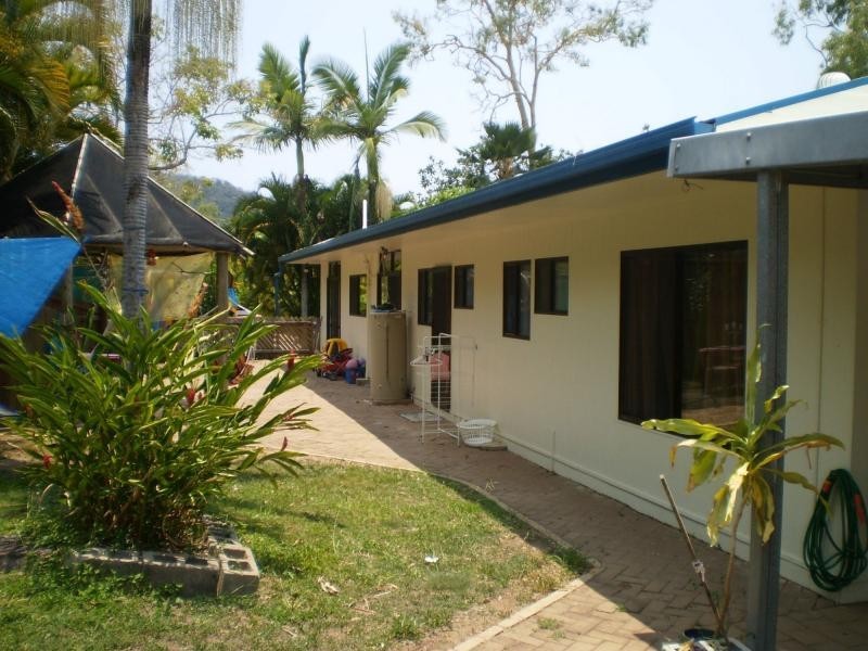 4 Bowerman Court, Nelly Bay, Magnetic Island QLD 4819