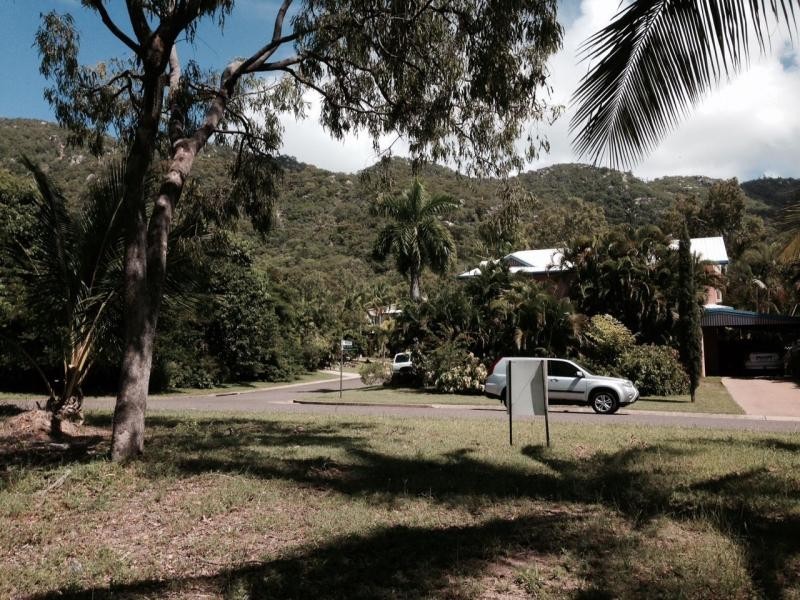 46 Elena Street, Nelly Bay, Magnetic Island QLD 4819