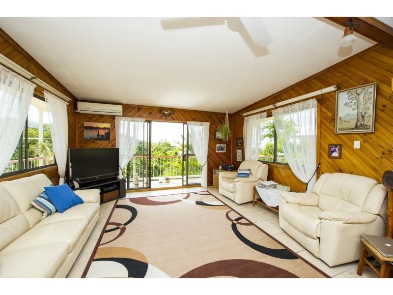 4 Opalia Court, Nelly Bay QLD 4819