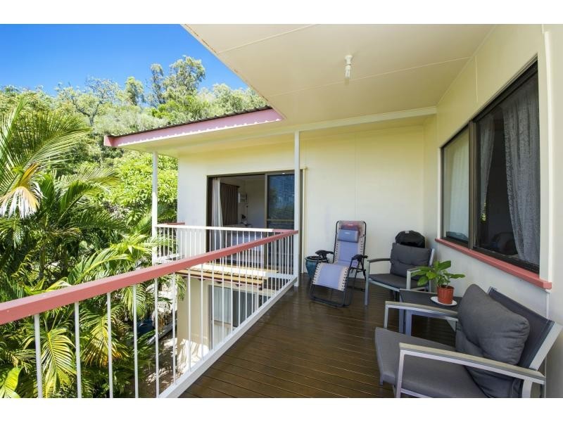 4 Opalia Court, Nelly Bay QLD 4819