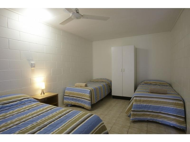 2/5 Hordern Avenue, Arcadia QLD 4819