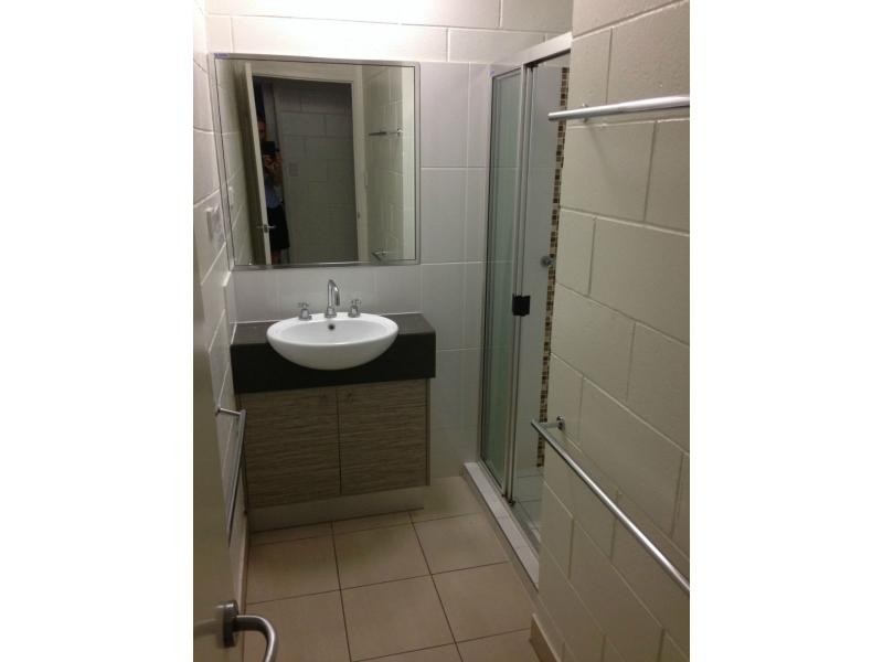 2/5 Hordern Avenue, Arcadia QLD 4819