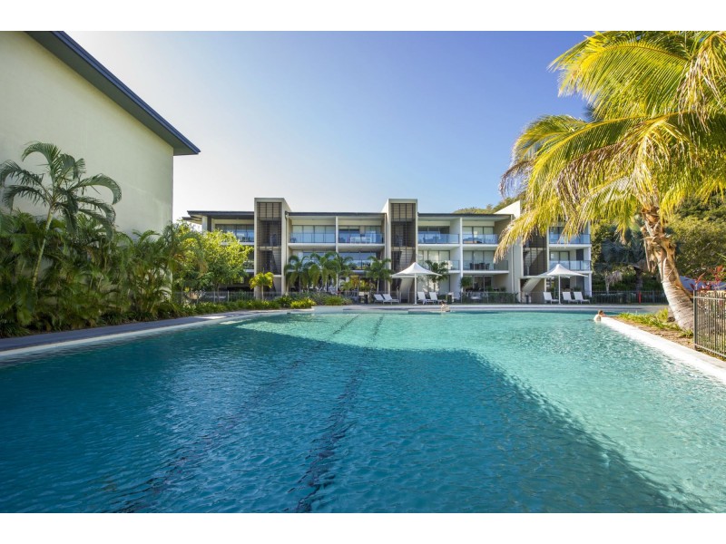 816/123 Sooning St (Blue On Blue), Nelly Bay QLD 4819