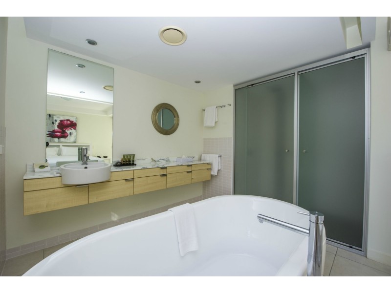 816/123 Sooning St (Blue On Blue), Nelly Bay QLD 4819