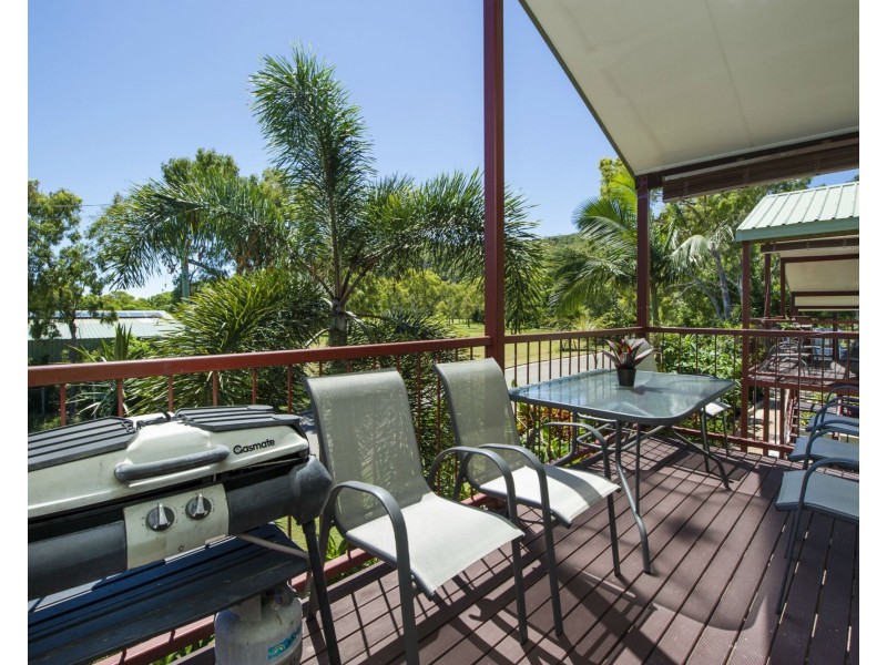 90 Horseshoe Bay Road, Horseshoe Bay QLD 4819