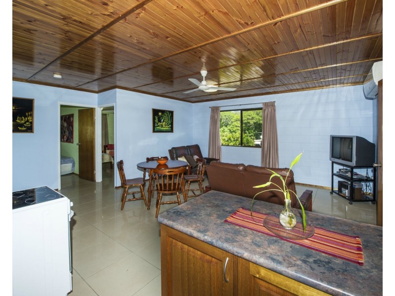 90 Horseshoe Bay Road, Horseshoe Bay QLD 4819