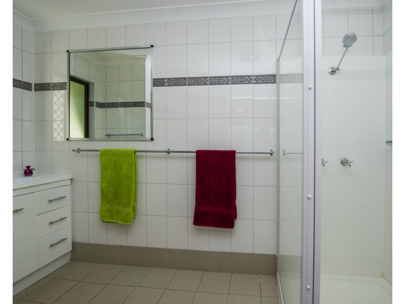 90 Horseshoe Bay Road, Horseshoe Bay QLD 4819