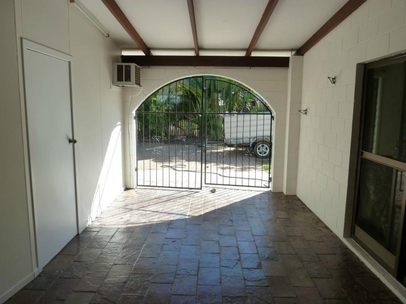 41 Sooning Street, Nelly Bay, Magnetic Island QLD 4819