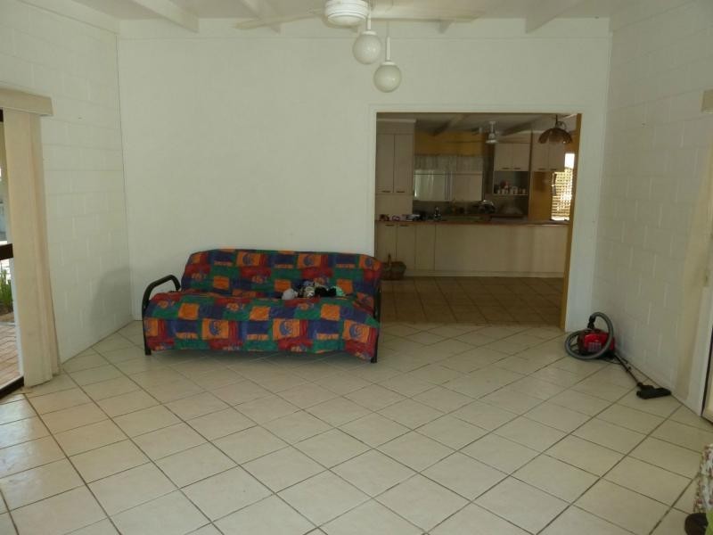 41 Sooning Street, Nelly Bay, Magnetic Island QLD 4819