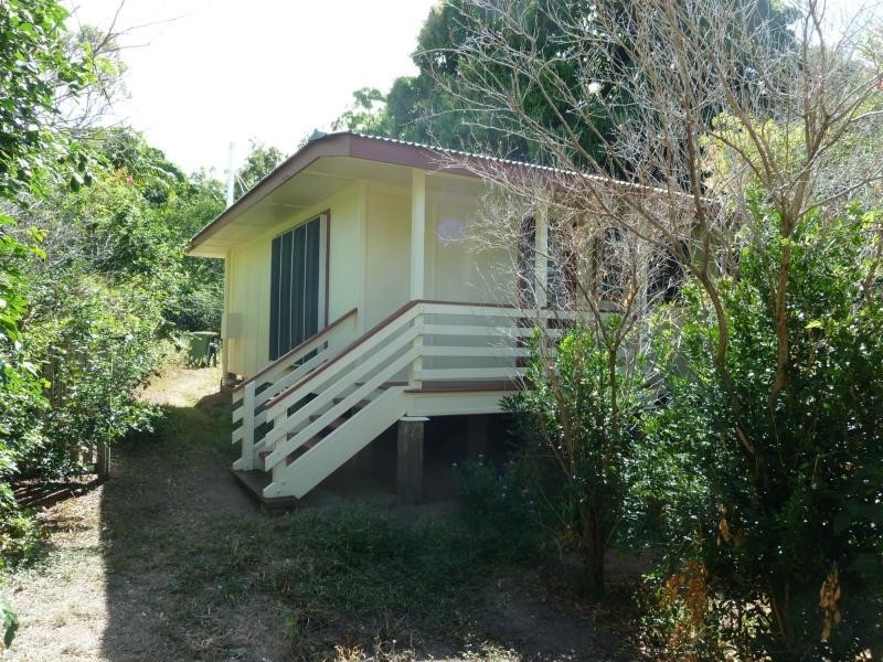 18 Barbarra Street, Picnic Bay, Magnetic Island QLD 4819