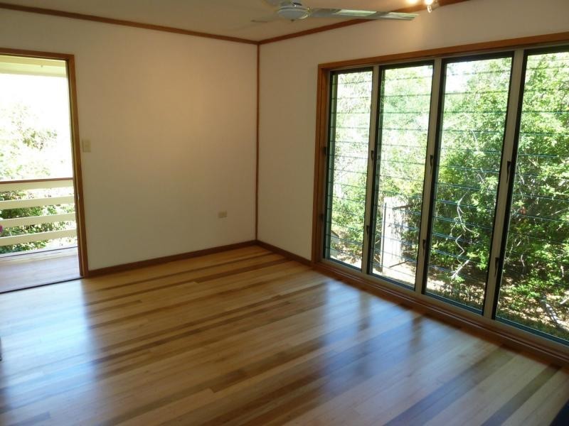 18 Barbarra Street, Picnic Bay, Magnetic Island QLD 4819