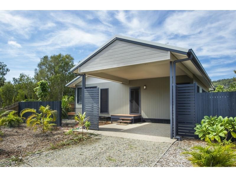 56 Pandanus Drive, Horseshoe Bay, Magnetic Island QLD 4819