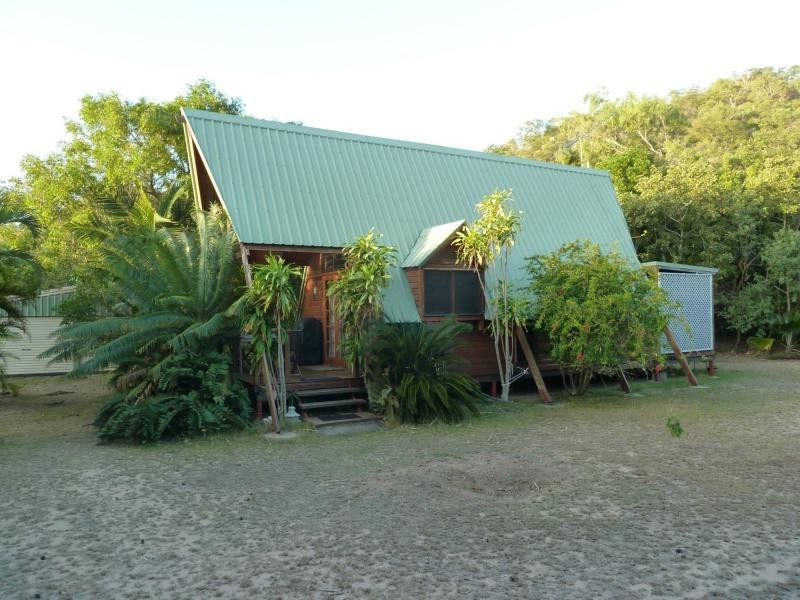 8 Somerset Court, Horseshoe Bay QLD 4819