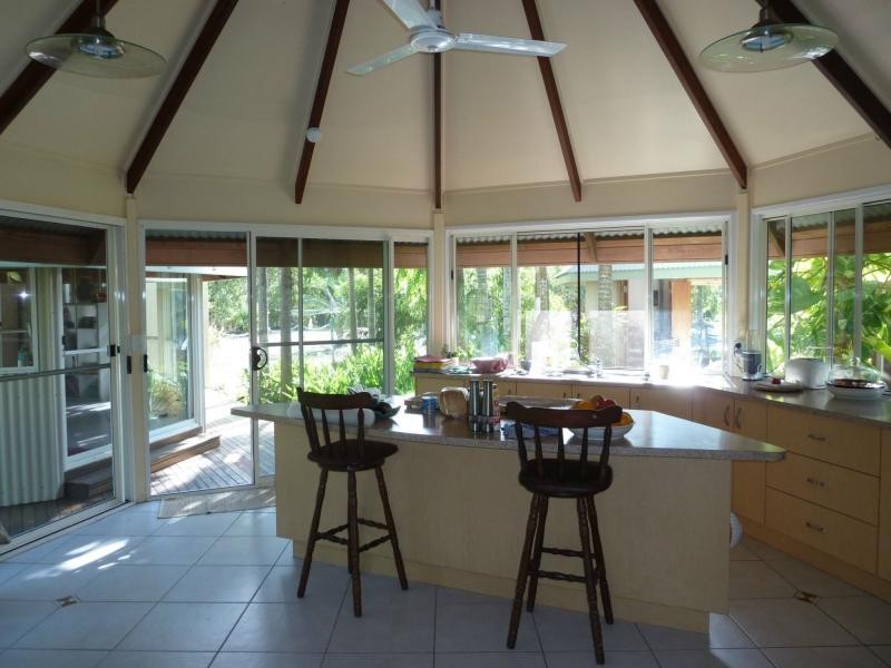 27 Sunglow Avenue, West Point, Magnetic Island QLD 4819