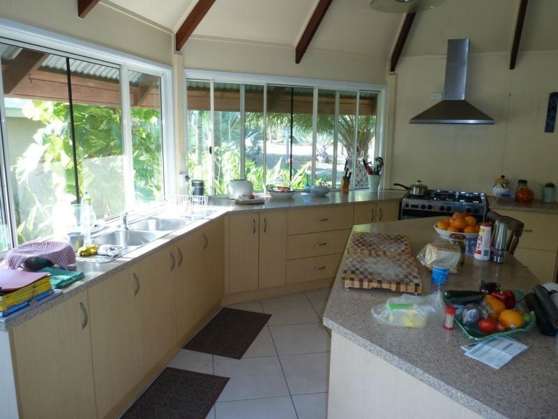 27 Sunglow Avenue, West Point, Magnetic Island QLD 4819