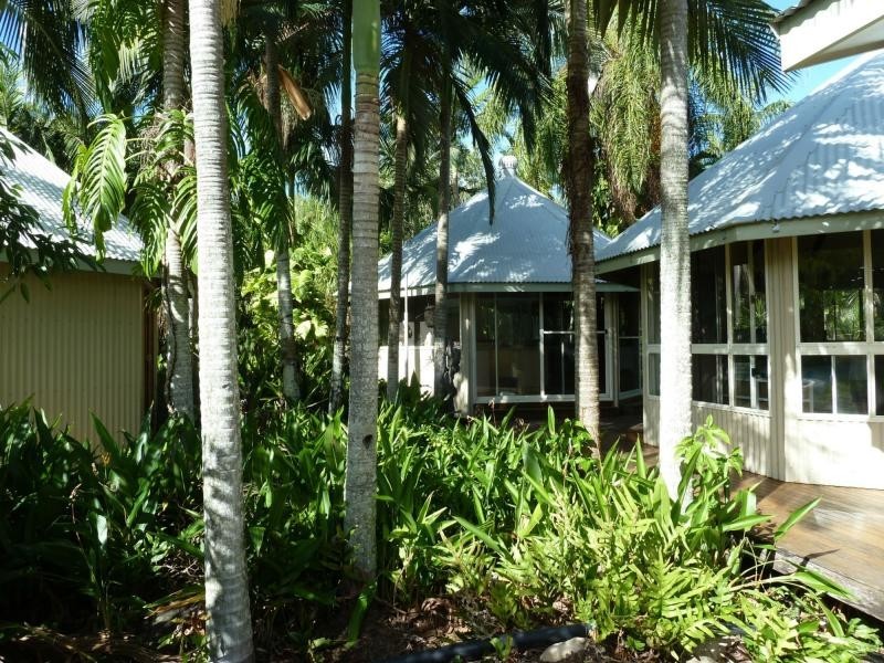 27 Sunglow Avenue, West Point, Magnetic Island QLD 4819