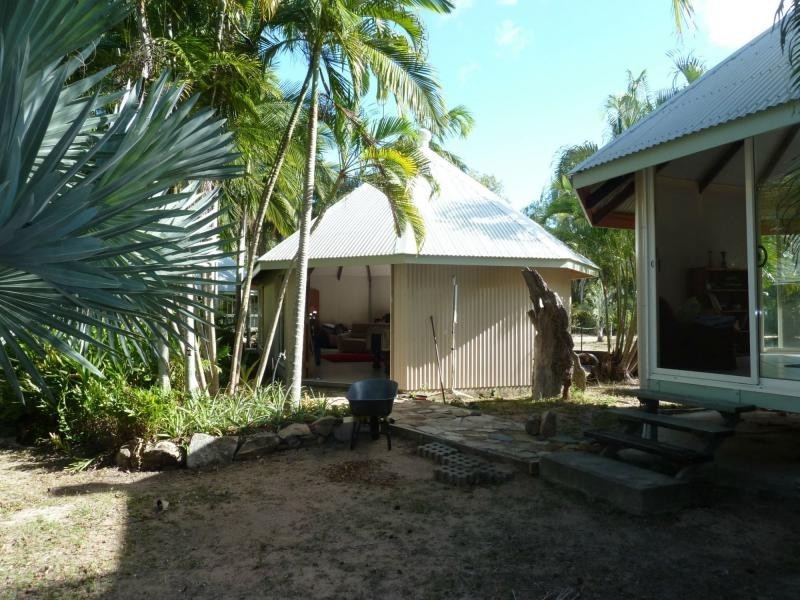 27 Sunglow Avenue, West Point, Magnetic Island QLD 4819