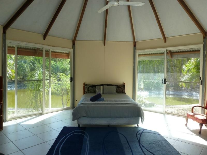 27 Sunglow Avenue, West Point, Magnetic Island QLD 4819