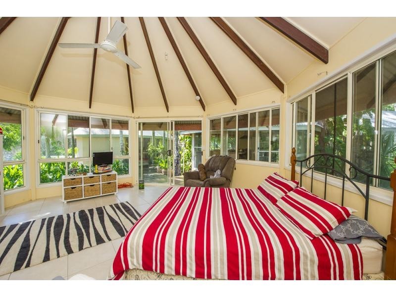 27 Sunglow Avenue, West Point, Magnetic Island QLD 4819