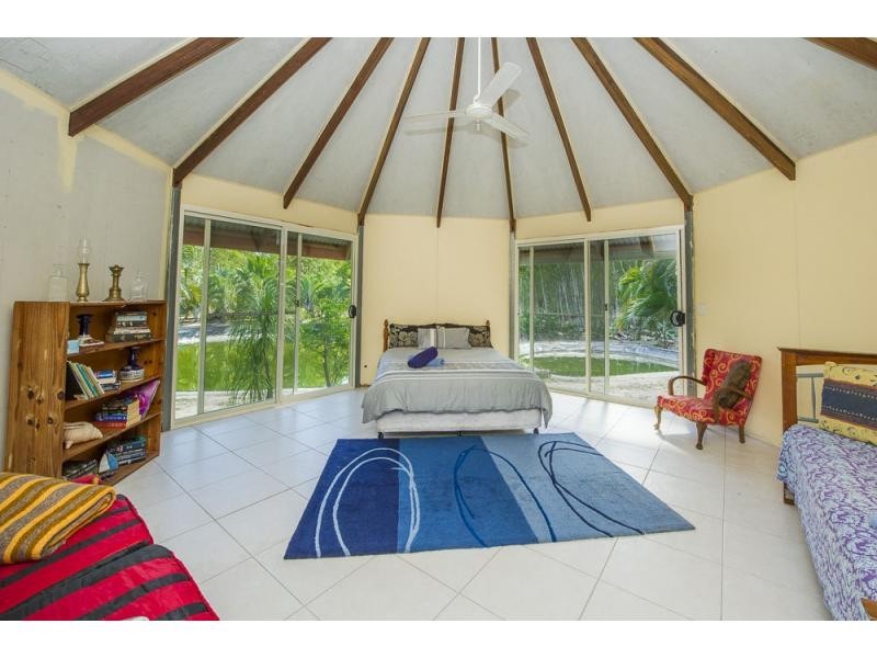27 Sunglow Avenue, West Point, Magnetic Island QLD 4819