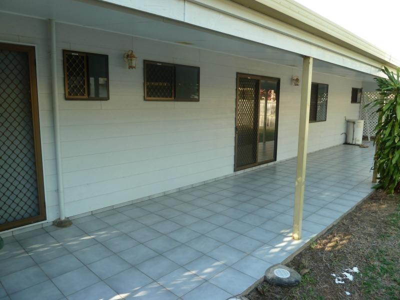 20 Sextant Street, Nelly Bay QLD 4819