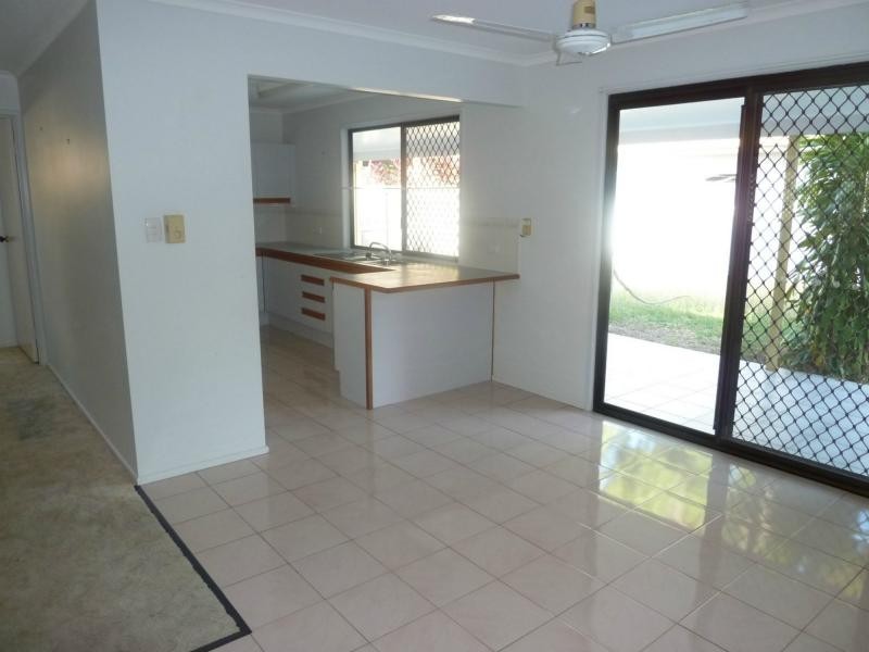 20 Sextant Street, Nelly Bay QLD 4819