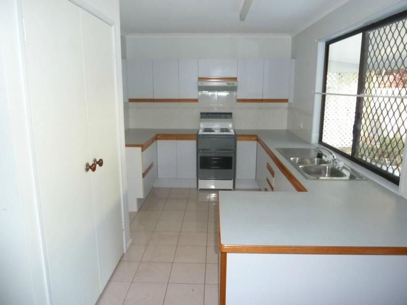 20 Sextant Street, Nelly Bay QLD 4819