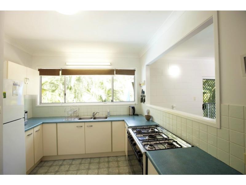5 Hordern Avenue, Arcadia, Magnetic Island QLD 4819