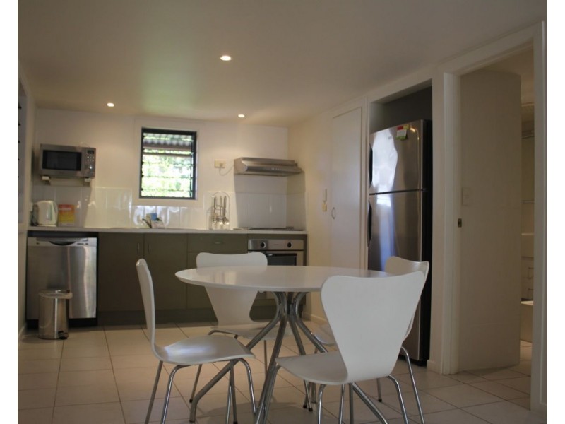 3/42 Yates Street, Nelly Bay QLD 4819