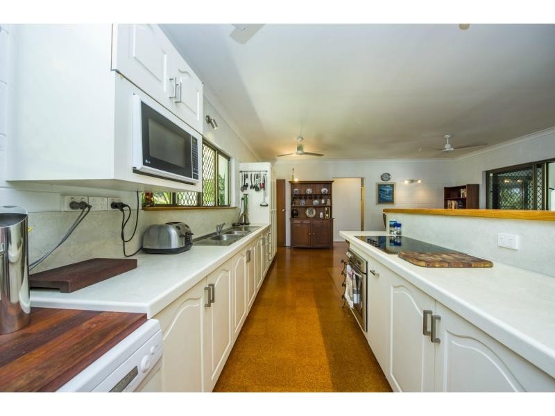 49 Hayles Avenue, Arcadia, Magnetic Island QLD 4819