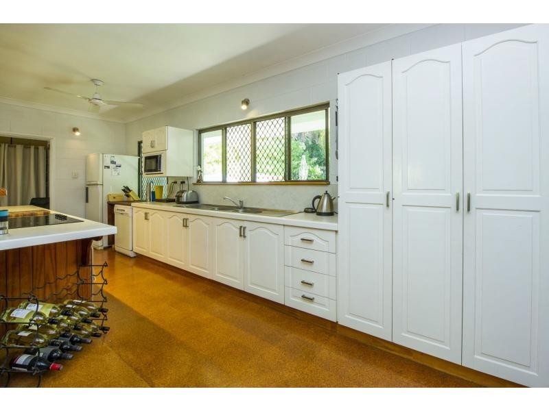 49 Hayles Avenue, Arcadia, Magnetic Island QLD 4819