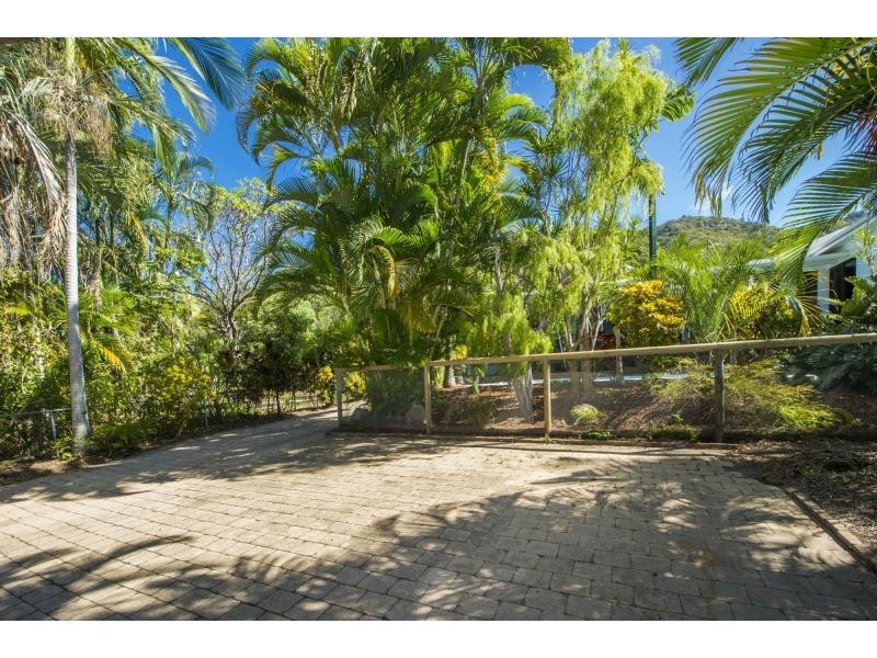 49 Hayles Avenue, Arcadia, Magnetic Island QLD 4819
