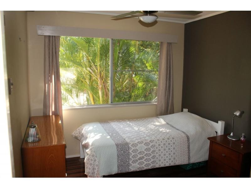 8 Jean Street, Nelly Bay QLD 4819